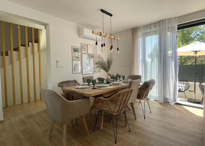 Boho Beach House Srima